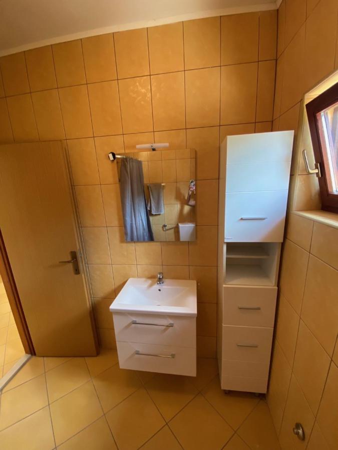 Apartmani Nika Bibinje Exteriör bild